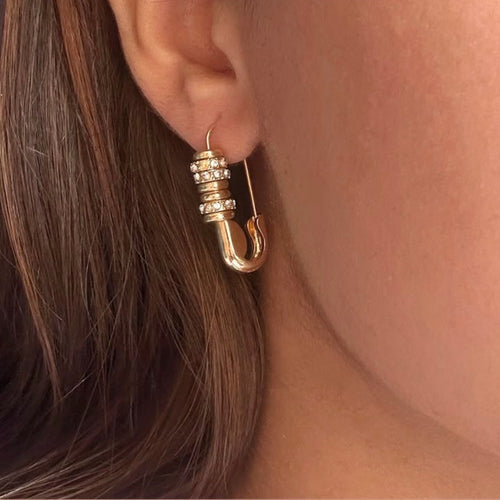Eclat Pin Drop Ear ring